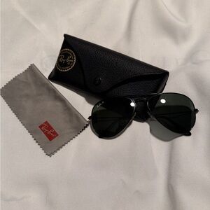 Ray-Ban Dark Aviator Sunglasses with Case